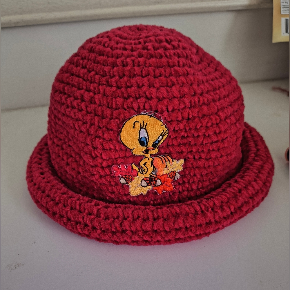Red Tweety Bird Crochet Bucket Hat